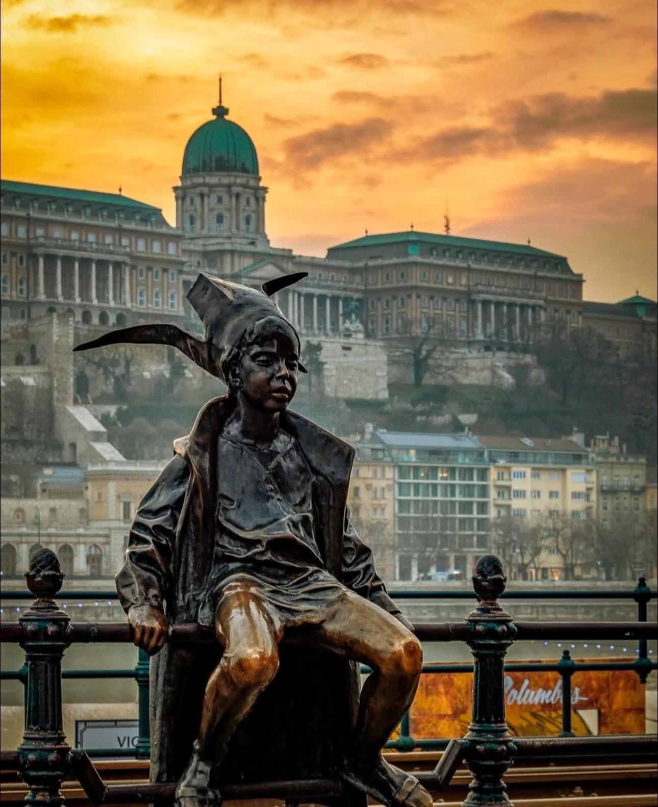 Leo22 Budapest